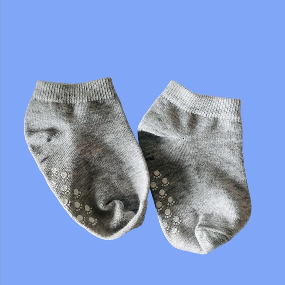 Baby Boy Footies & NonSlip Gripper Socks | 10 Pair | PreOwned - Picture 5 of 5